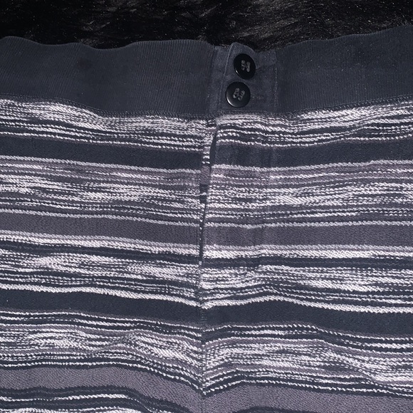 Nike shorts - Picture 3 of 5